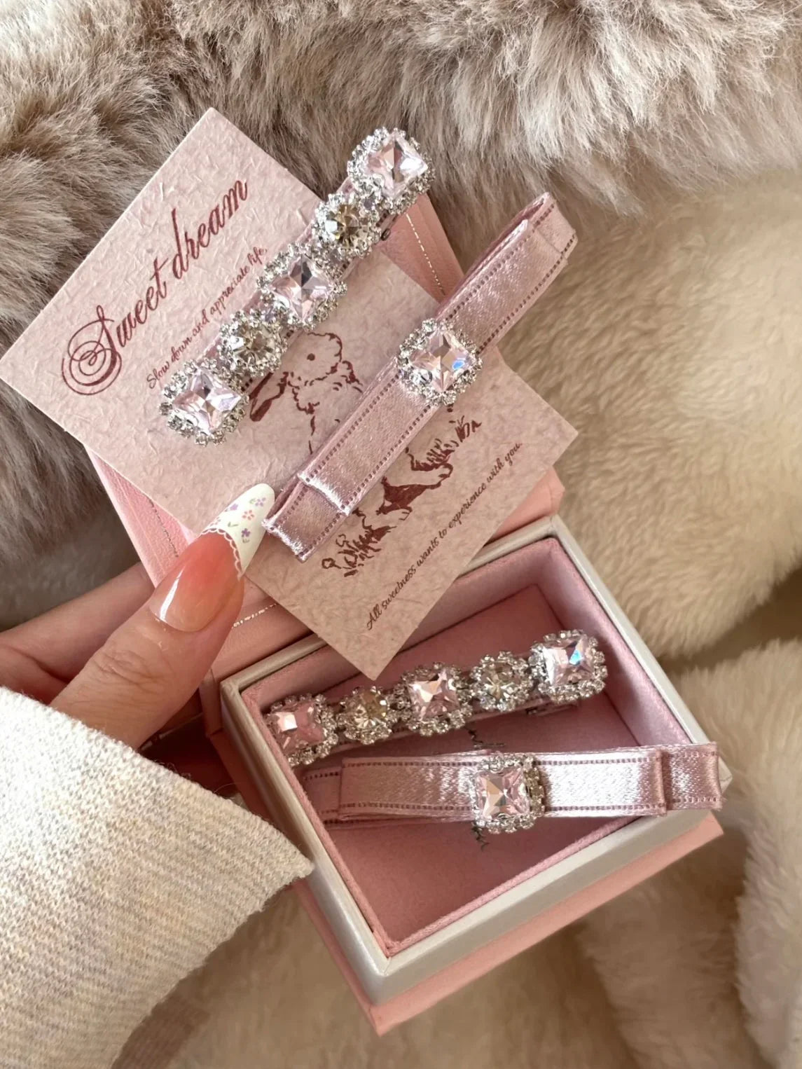 Rococo Pink Diamond Bow Hair Clip Set