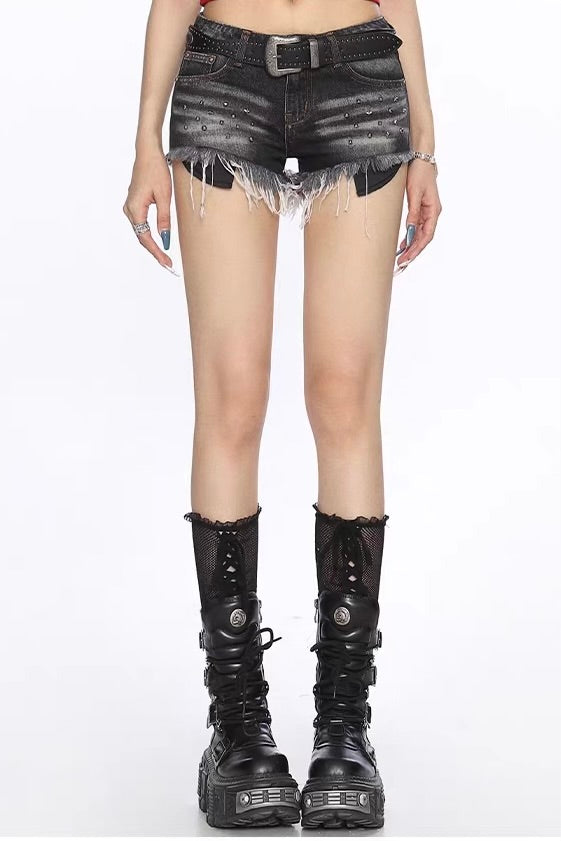 Willow nail washed shorts with frayed edges