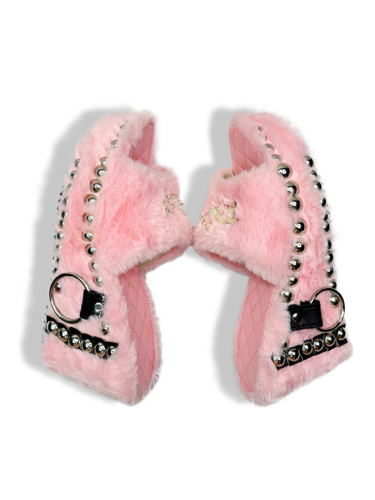 Dragon Label Metal Punk Slope Heel Plush Slippers