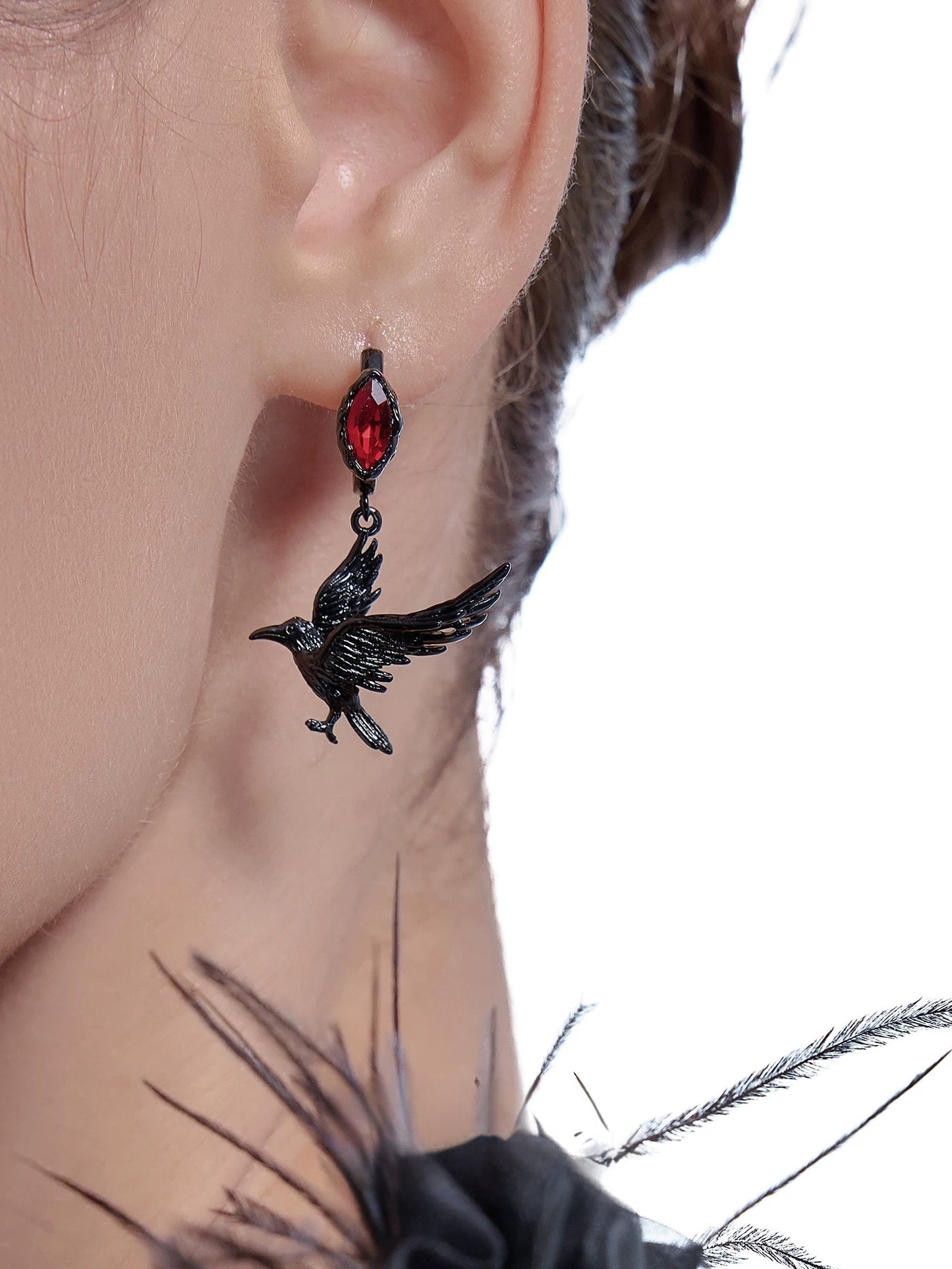 Qin Che Crow Earings
