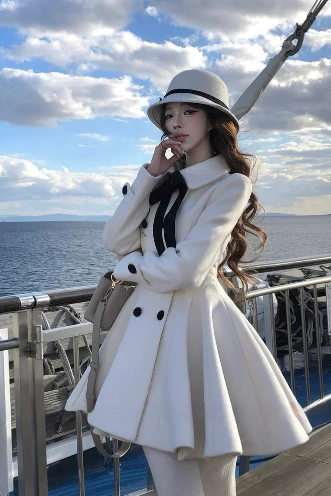 Maritime pianist Vertical waistline 3.5m skirt hem woolen coat