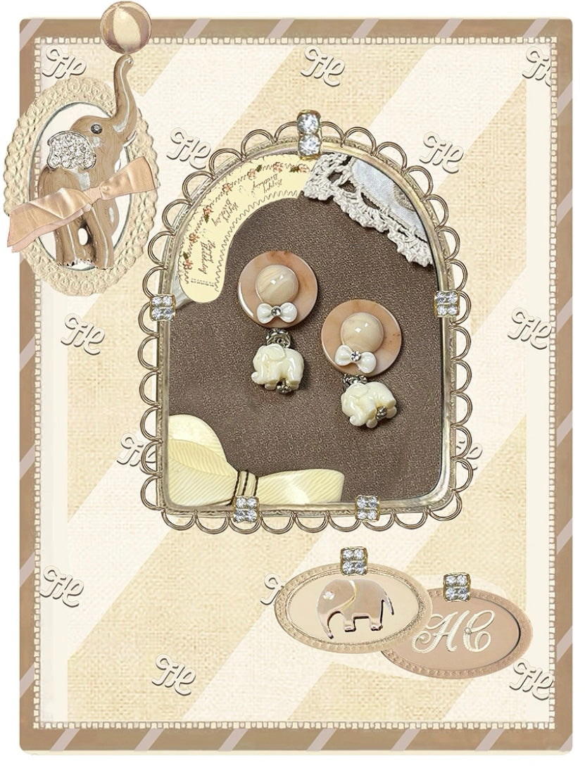 Cairo Milk White Elephant - Jade Hat and Elephant Shaped Earrings Antique Water Diamond Toy