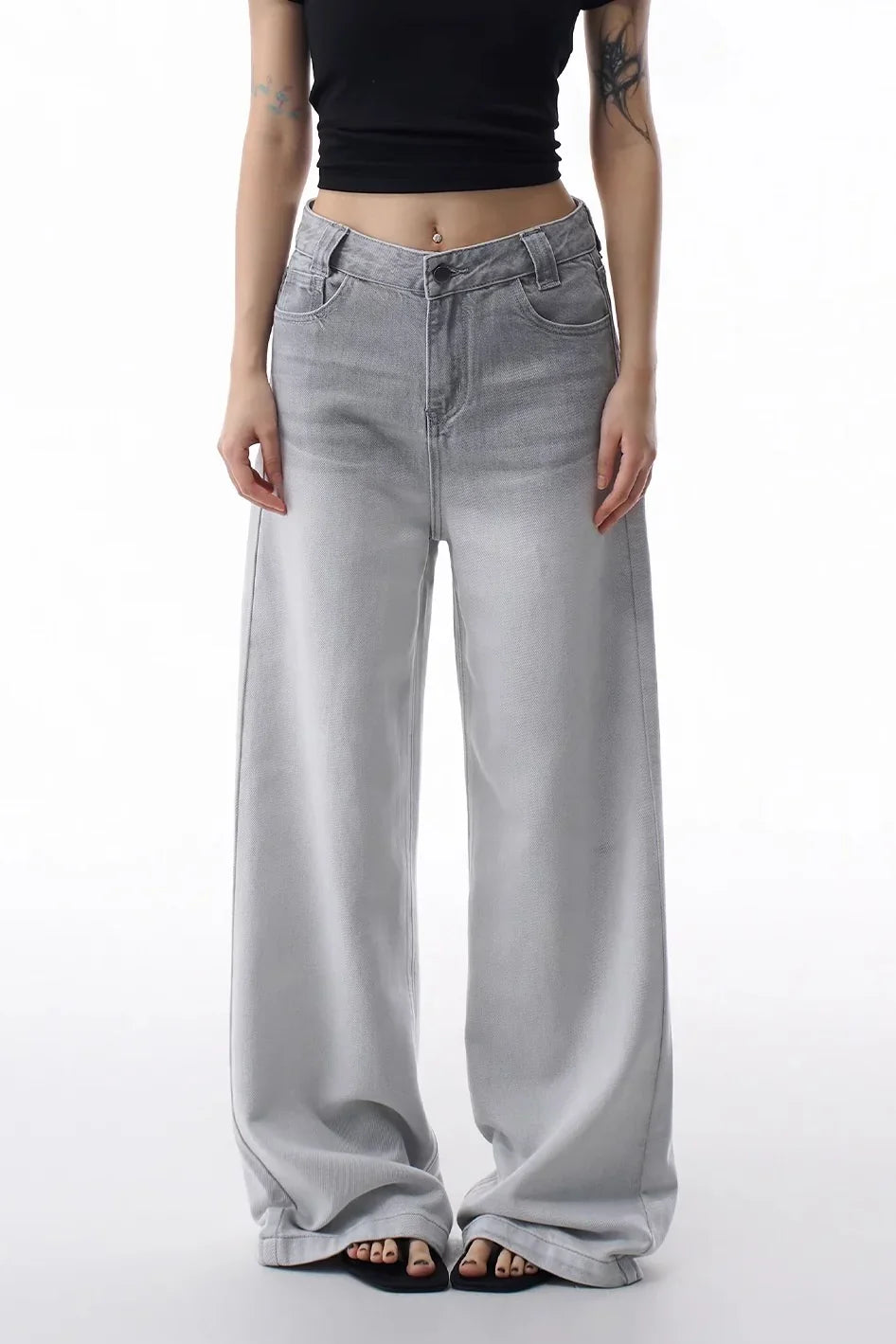 Gradient washed micro flared jeans