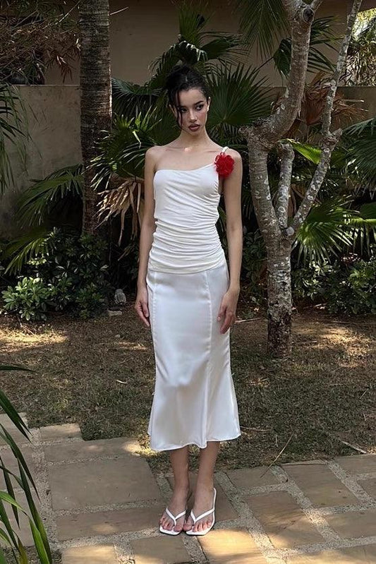White slanted shoulder pleated suspender fishtail skirt set