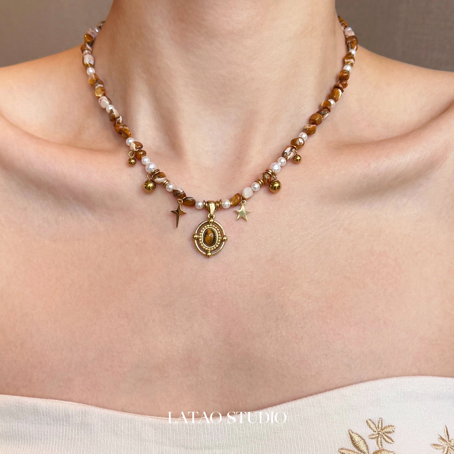 Late Autumn Brown Tiger Eye Flower Pearl Vintage Beaded Necklace