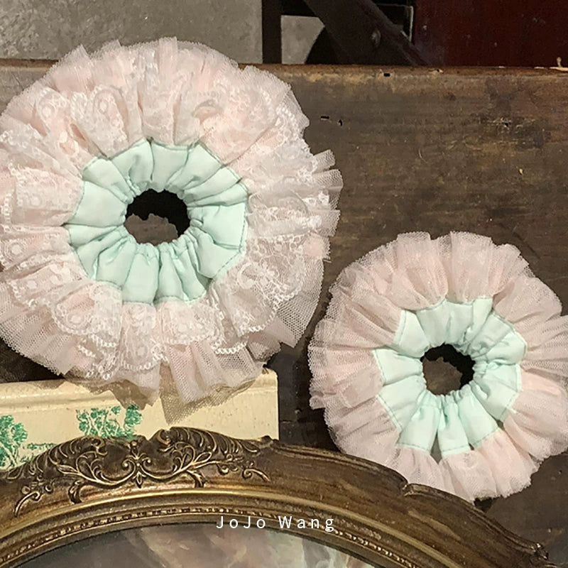 Sweetheart Barley Summer Scrunchie