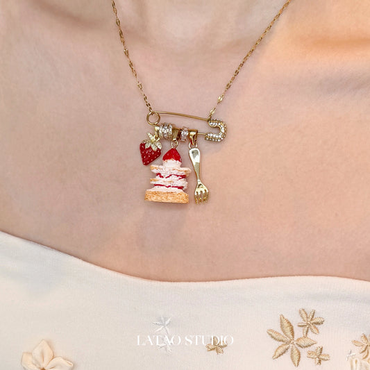 Mousse Golden Strawberry Cake Paper Clip Zircon Necklace