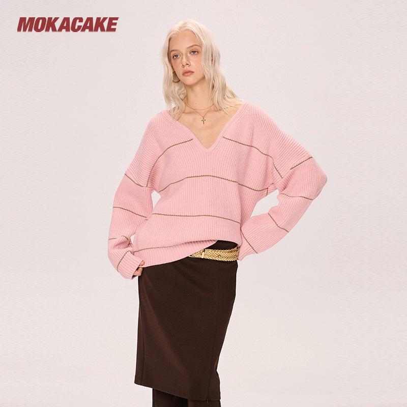 Contrast striped V-neck pullover sweater