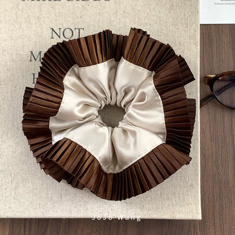 Zongmu colored satin scrunchie