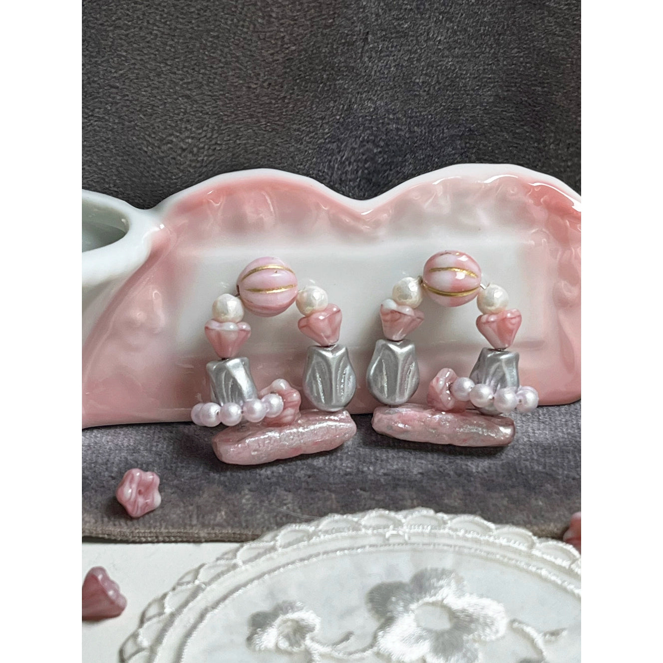 H. C. Flower Nursery *~Antique flower garland earrings in the shape of a small arch