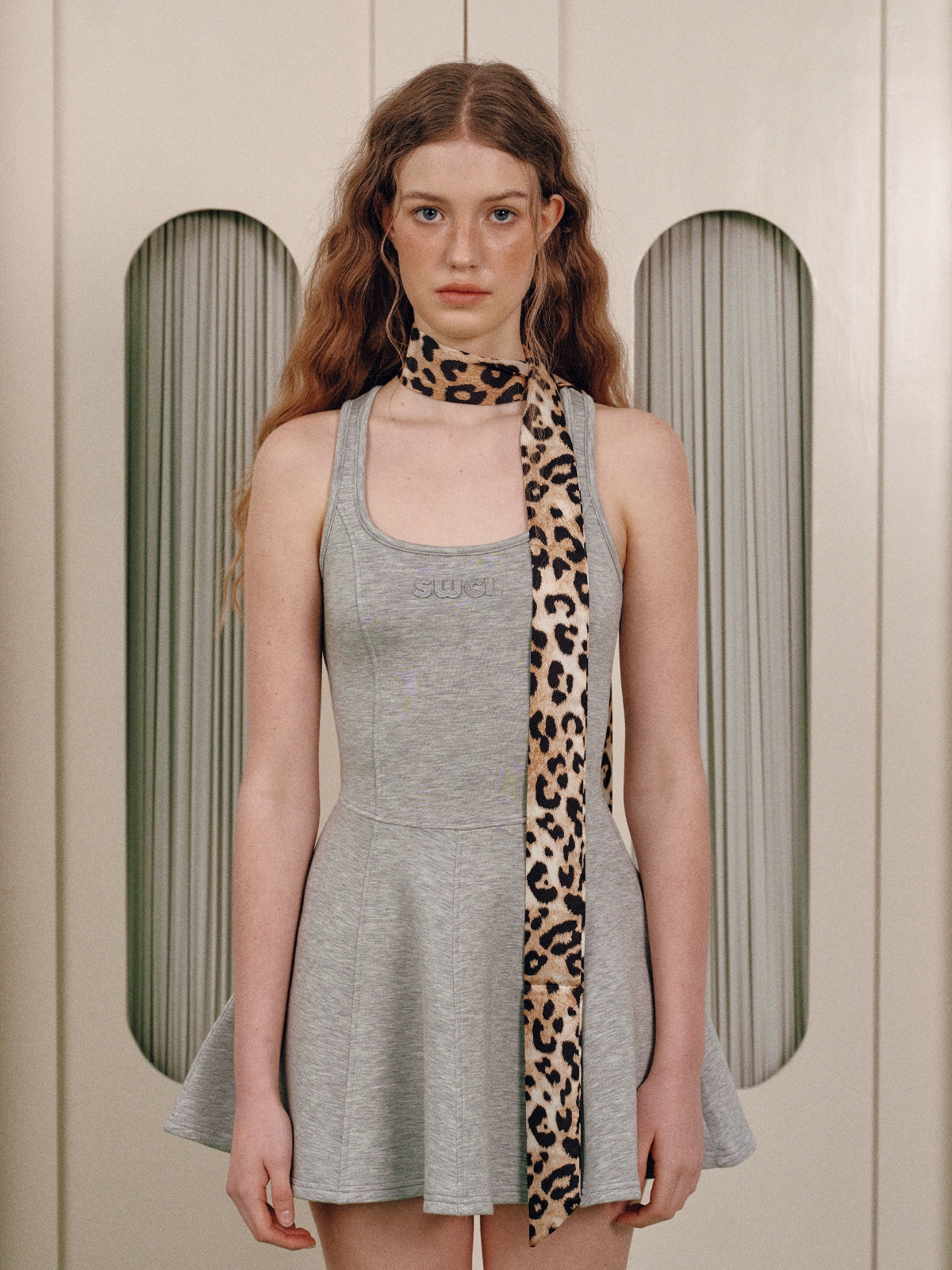 Leopard print narrow and long tie