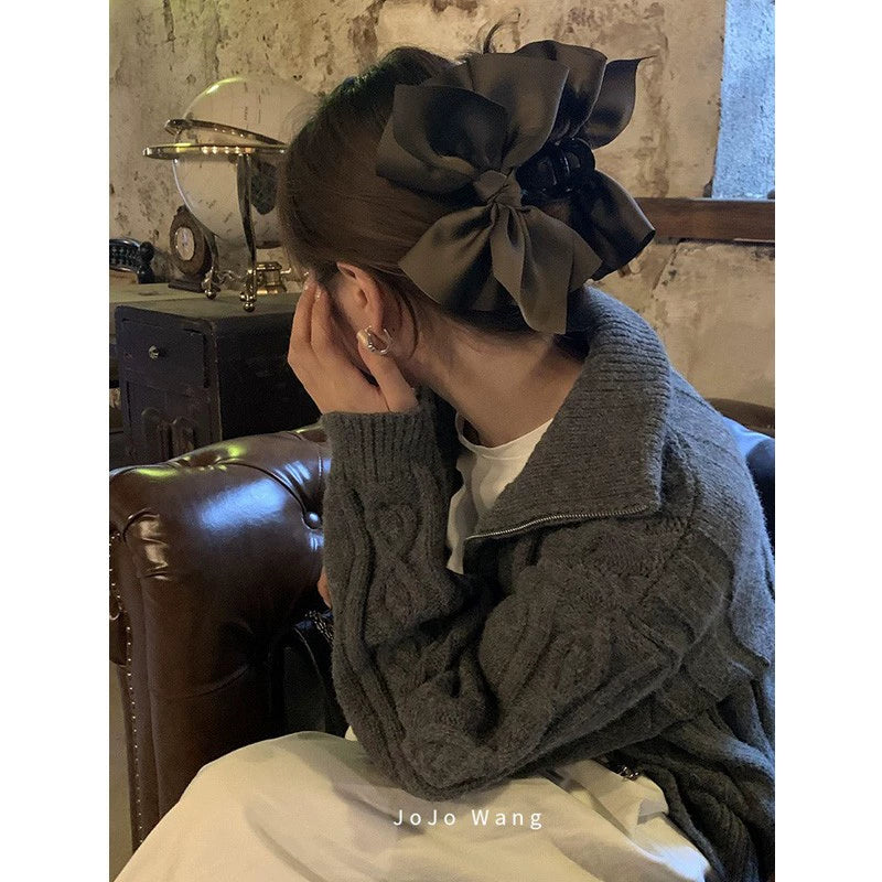 Zongmu colored satin scrunchie