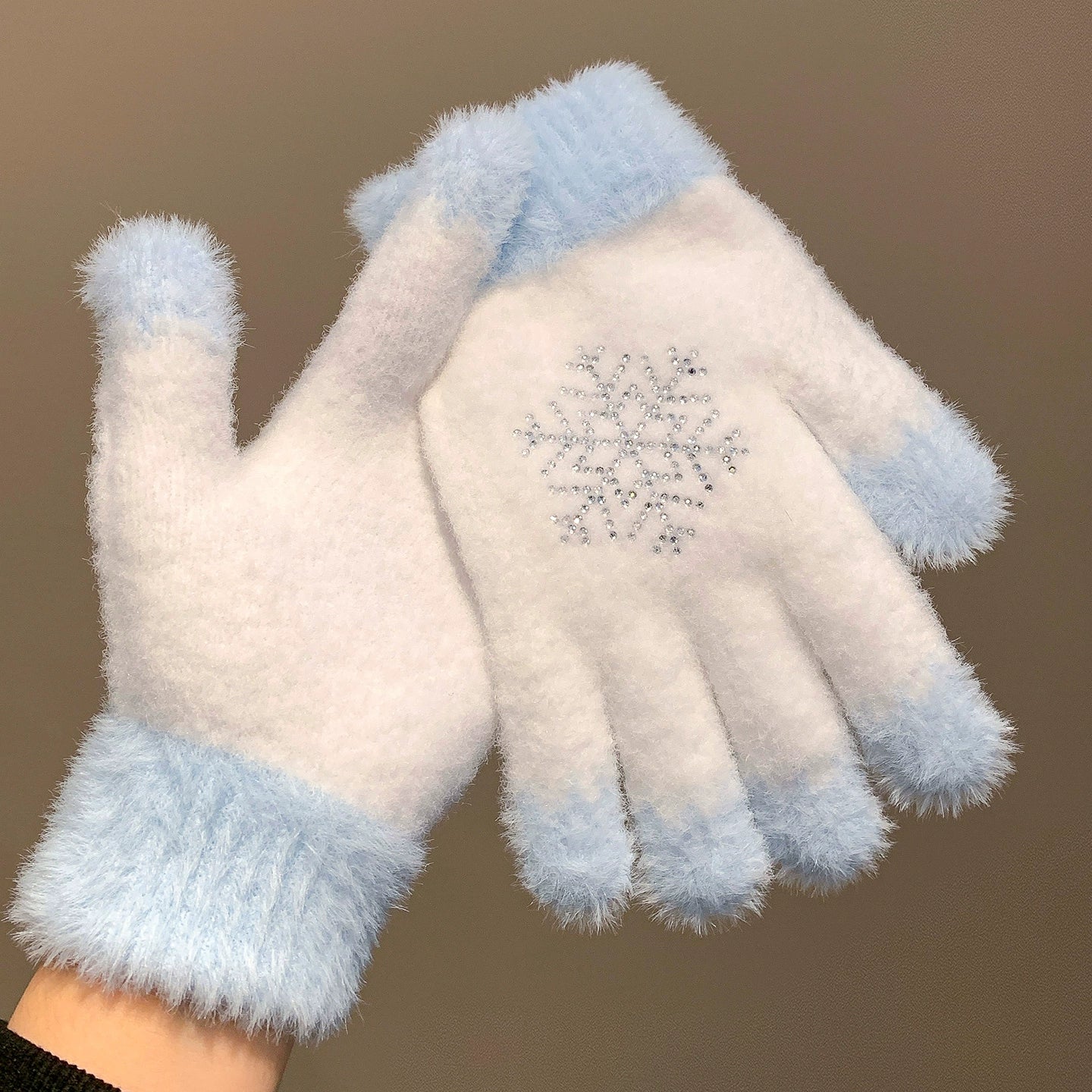 Blue rhinestone snowflake plush knitted gloves