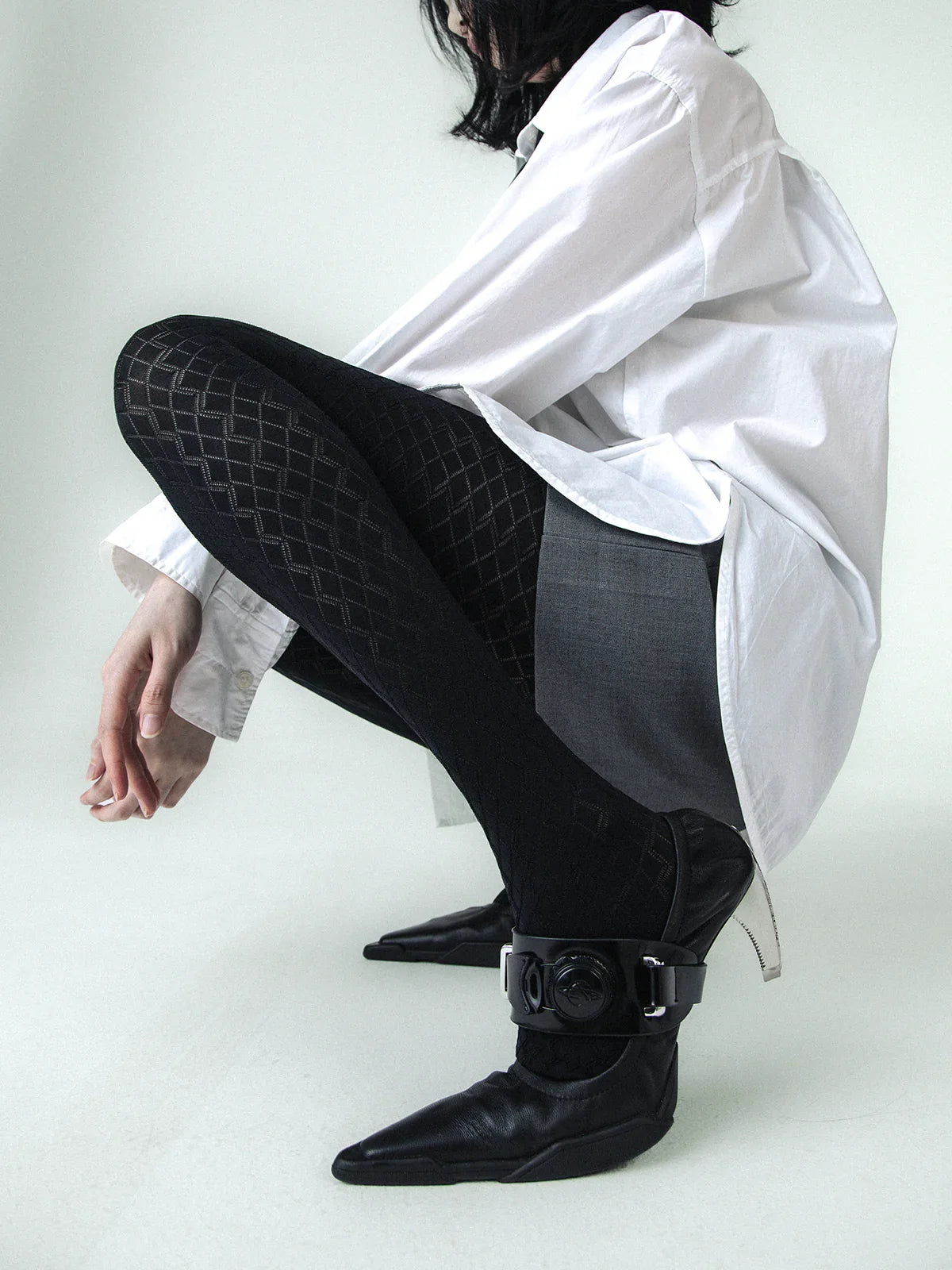 diamond grid pattern tights