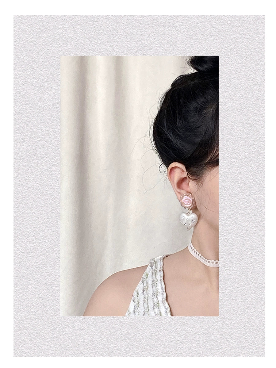 Diamond elf chubby diamond studded heart-shaped girl earrings from the rose class of Diamond Kindergarten