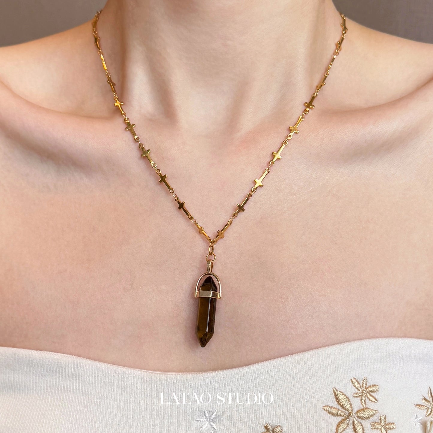 Late Autumn Brown Tiger Eye Flower Pearl Vintage Beaded Necklace