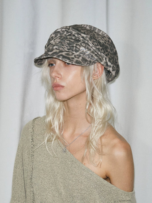 Leopard print hot pressed diamond newsboy hat