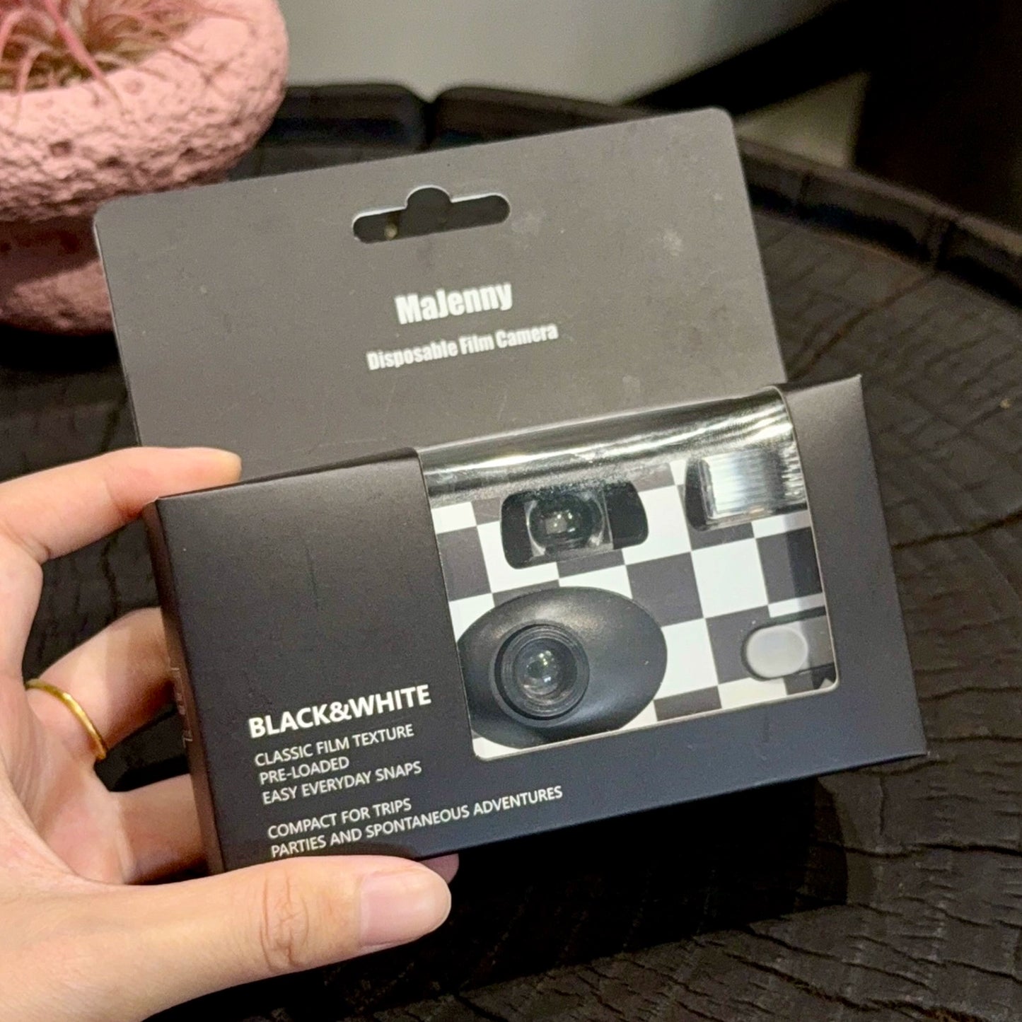 Black and white disposable film camera film machine