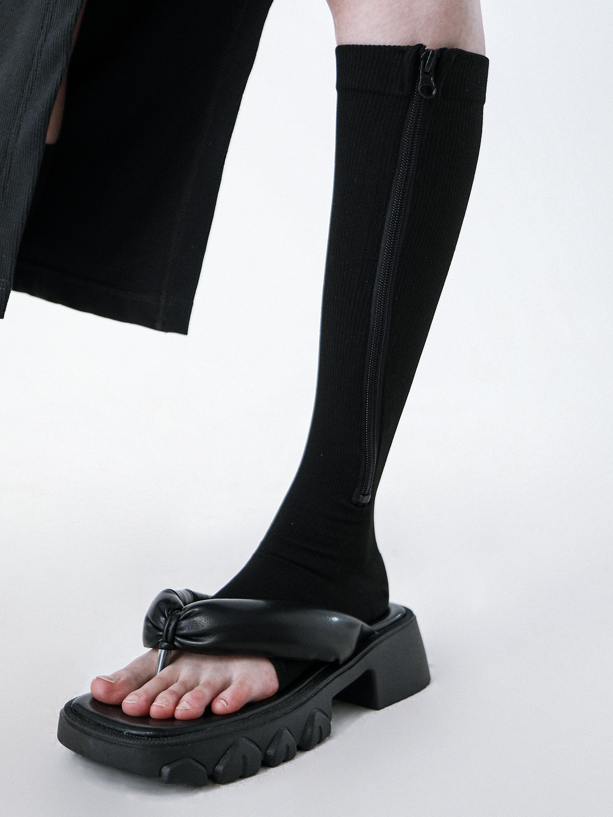 Functional Zipper Knee length Stockings