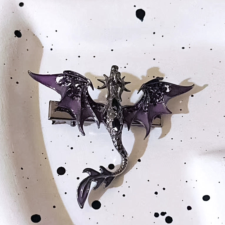 Y2K Heavy Industry Flying Dragon Relief Chocker Necklace