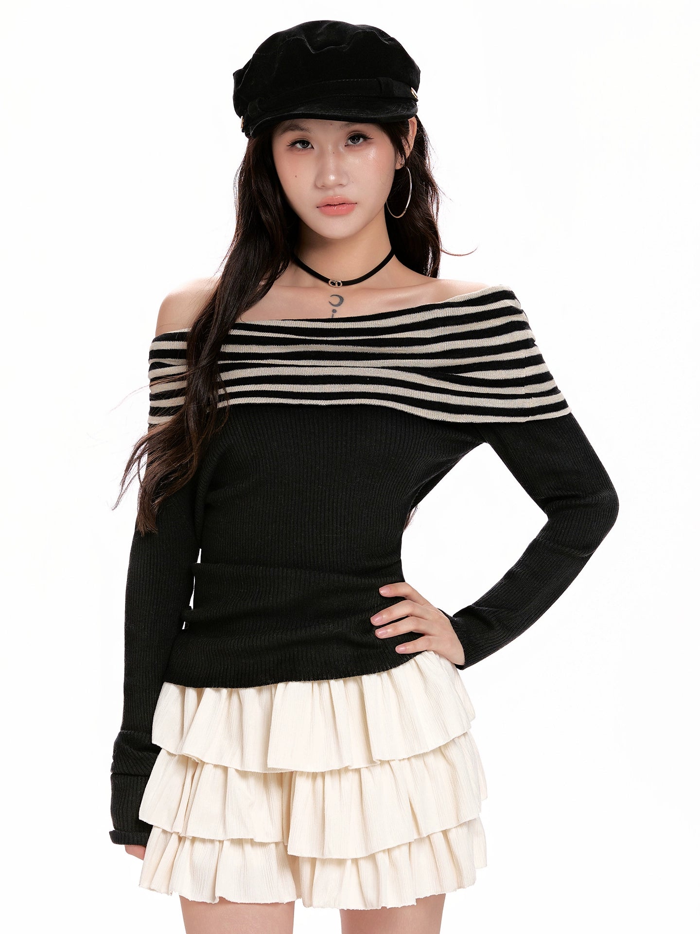 Black striped long sleeved knitted sweater