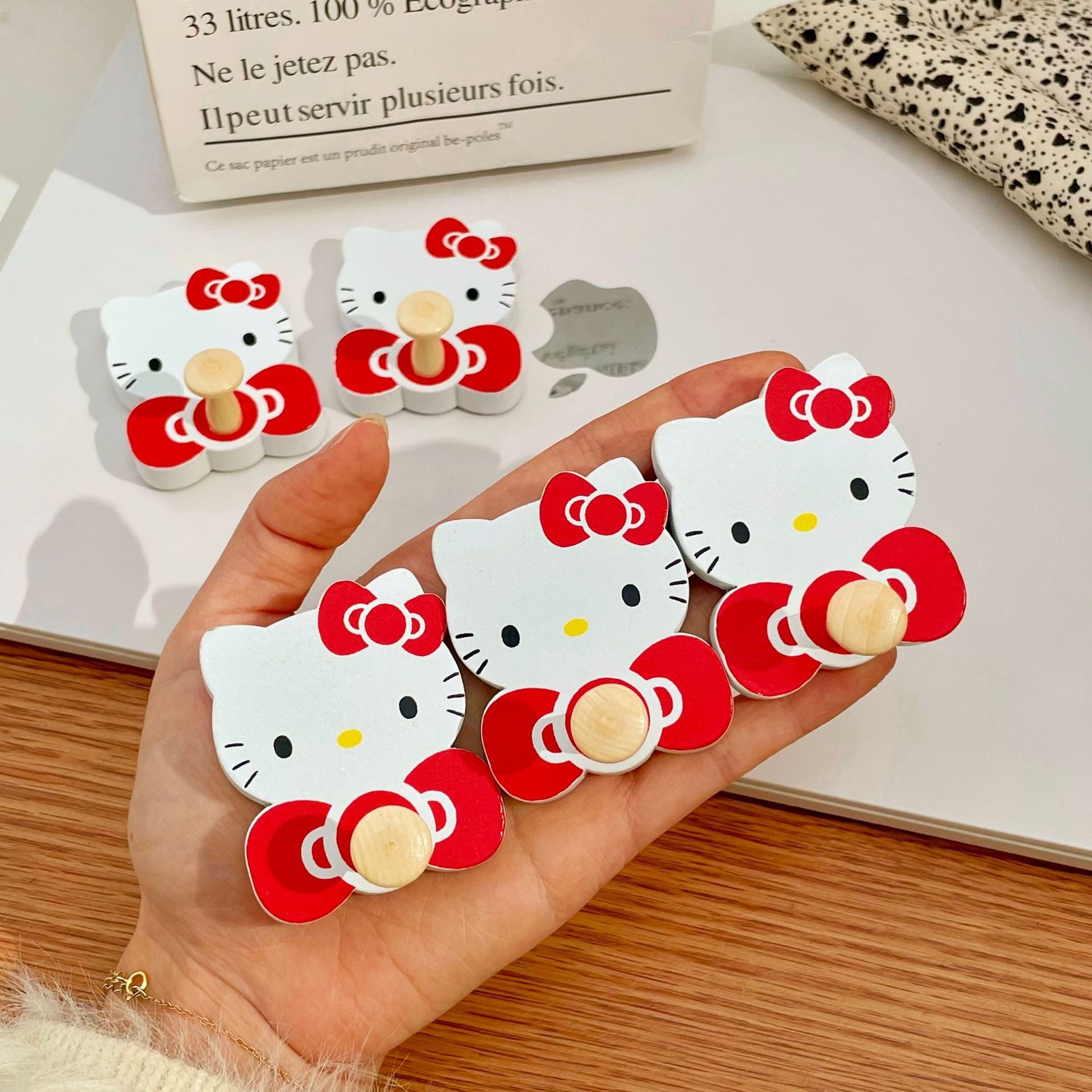 Non perforated wall hook Hello Kitty