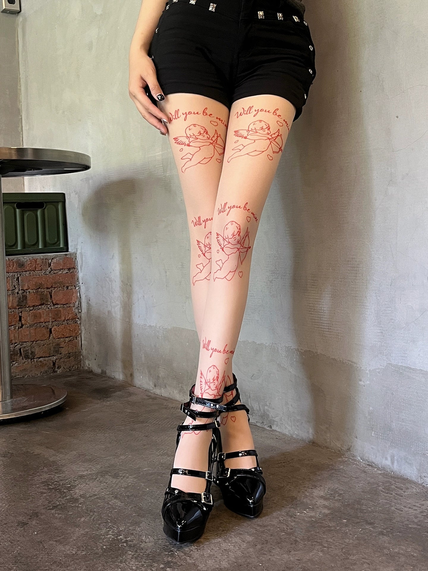 Love letter printed angel pantyhose