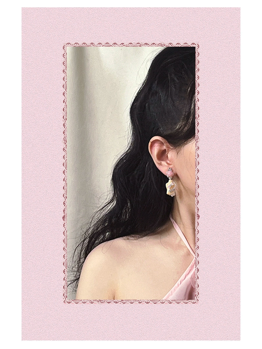 ~* Pearl wrapped angel statue *~Fashionable Barbie angel pink rose antique earrings