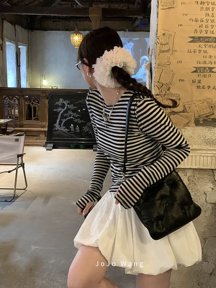 Sweetheart Barley Summer Scrunchie