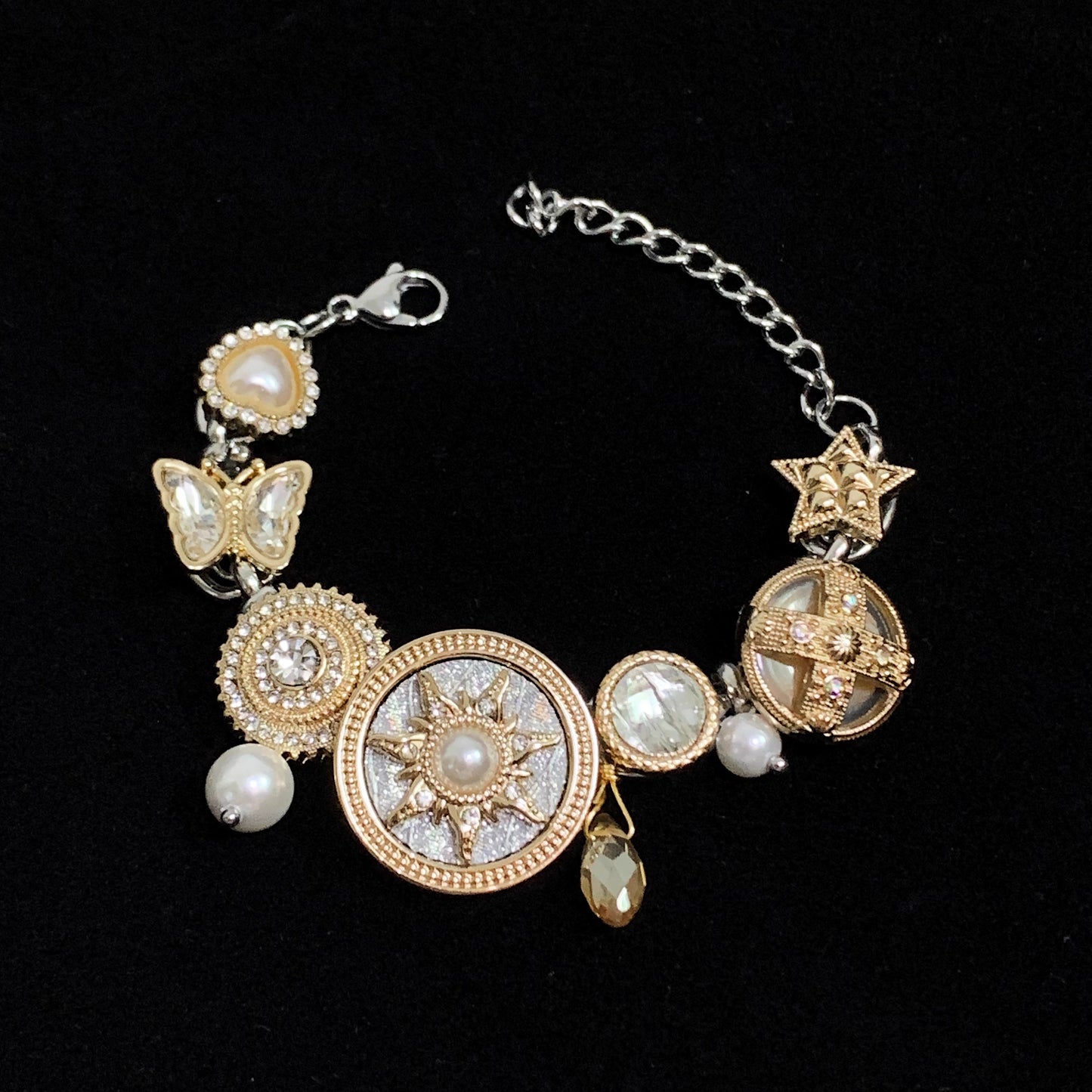 Athena 2.0 Gold Sun Button Titanium Steel Necklace