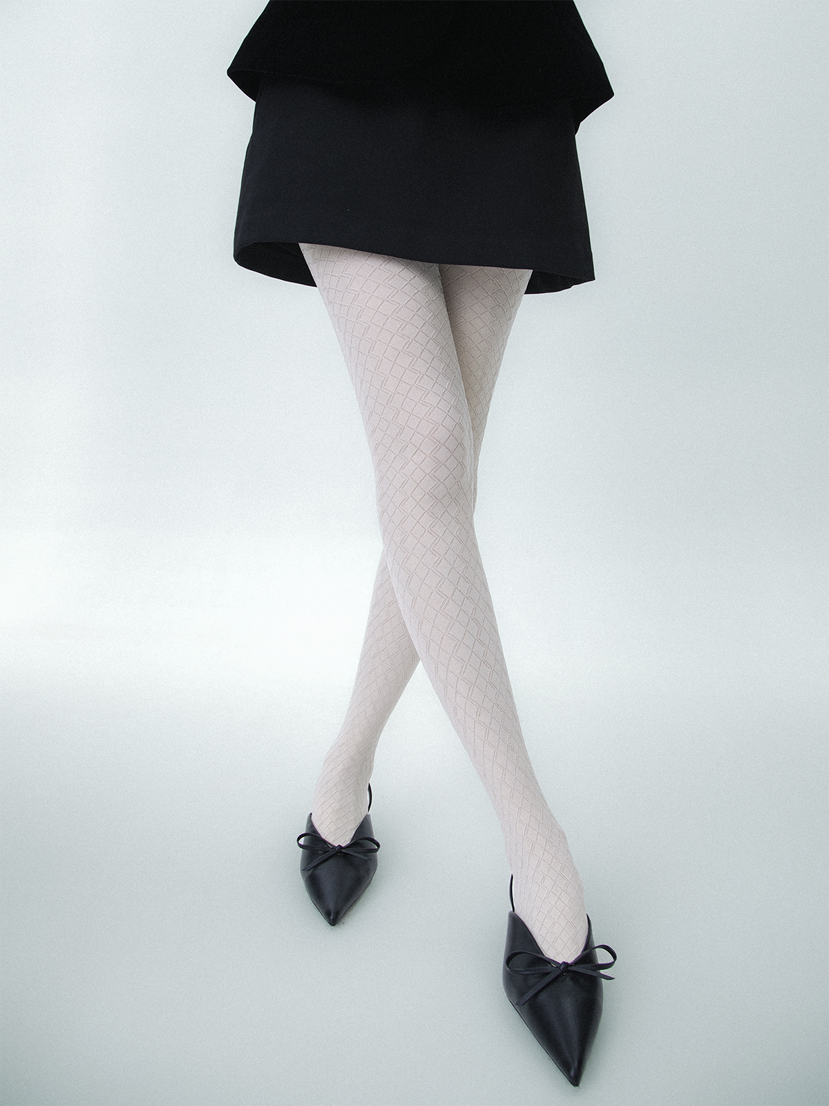 diamond grid pattern stockings