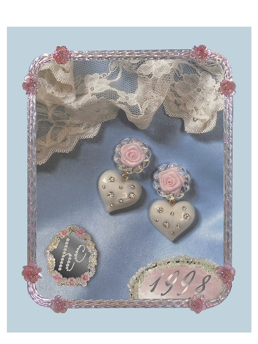 Diamond elf chubby diamond studded heart-shaped girl earrings from the rose class of Diamond Kindergarten