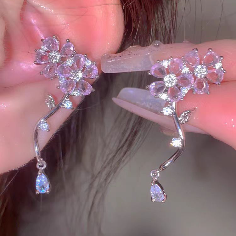 Pink zircon flower ear clip ring