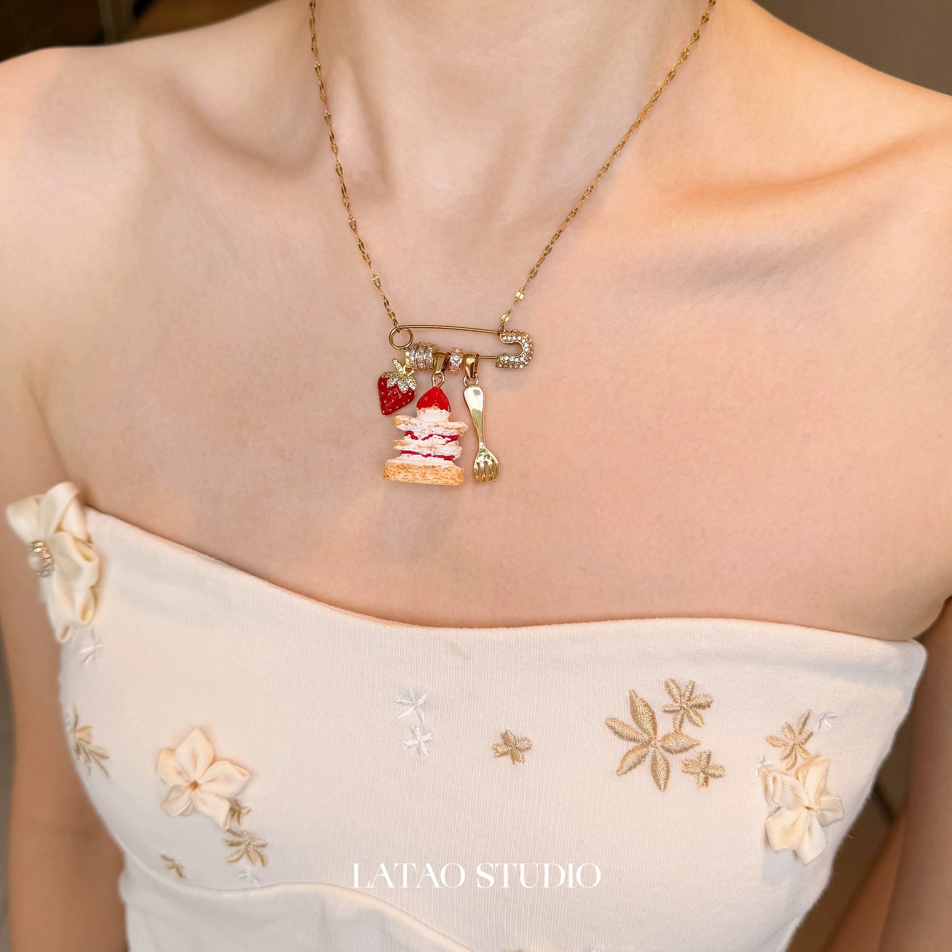 Mousse Golden Strawberry Cake Paper Clip Zircon Necklace