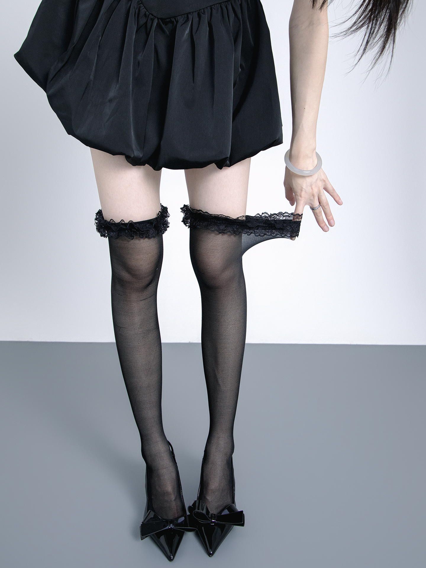 Lace leg silk stocking