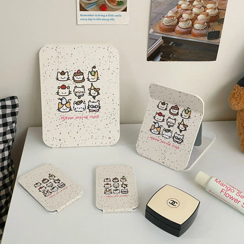 Hello Kitty Folding Mirror