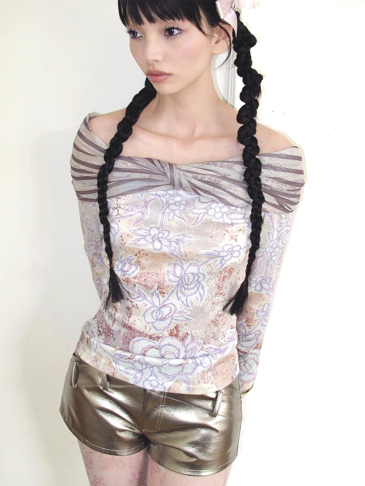 Wrapped floral pleated long sleeved T-shirt top