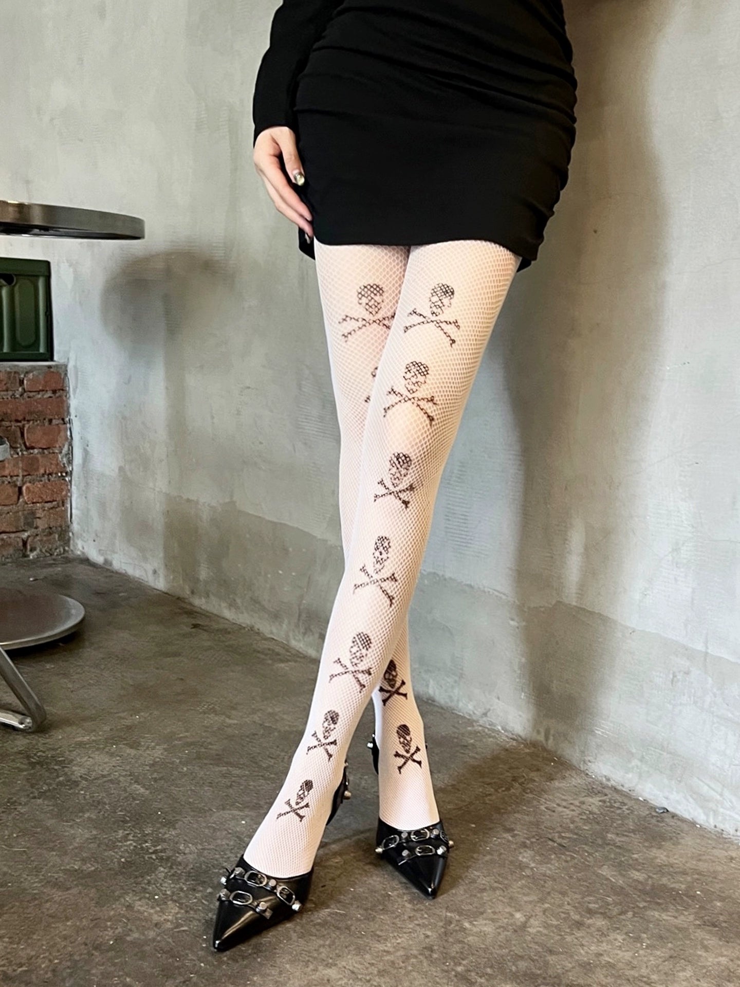 Skeleton print ultra-thin punk pantyhose with hollowed out design