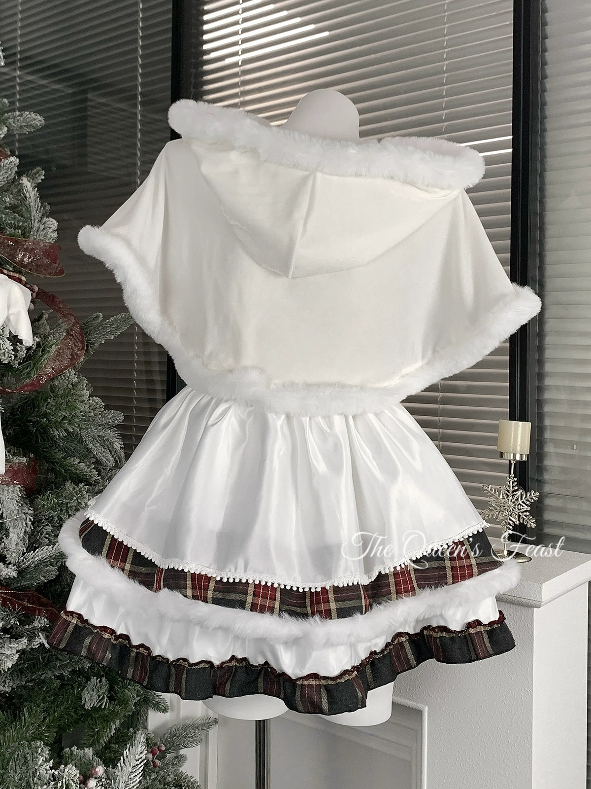 White velvet strapless Christmas dress