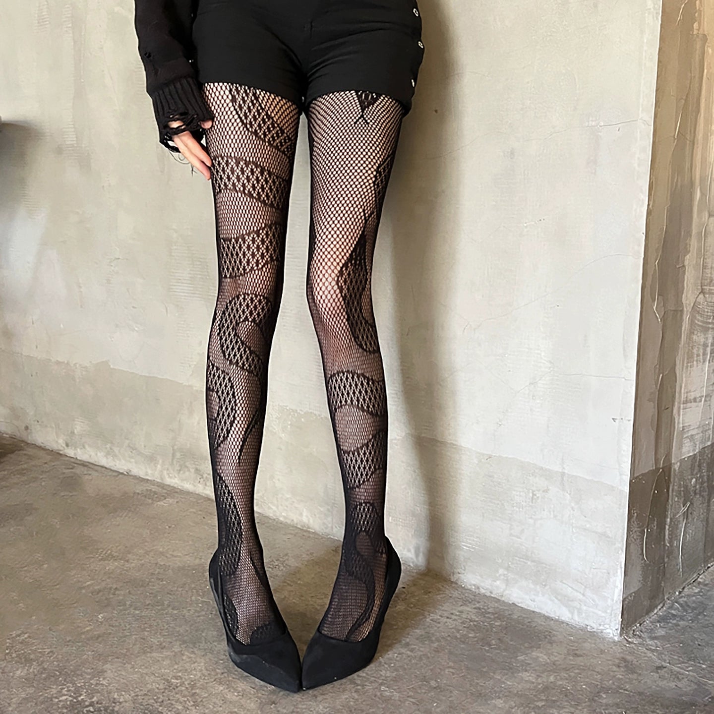 Serpentine hollow anti hook silk pantyhose