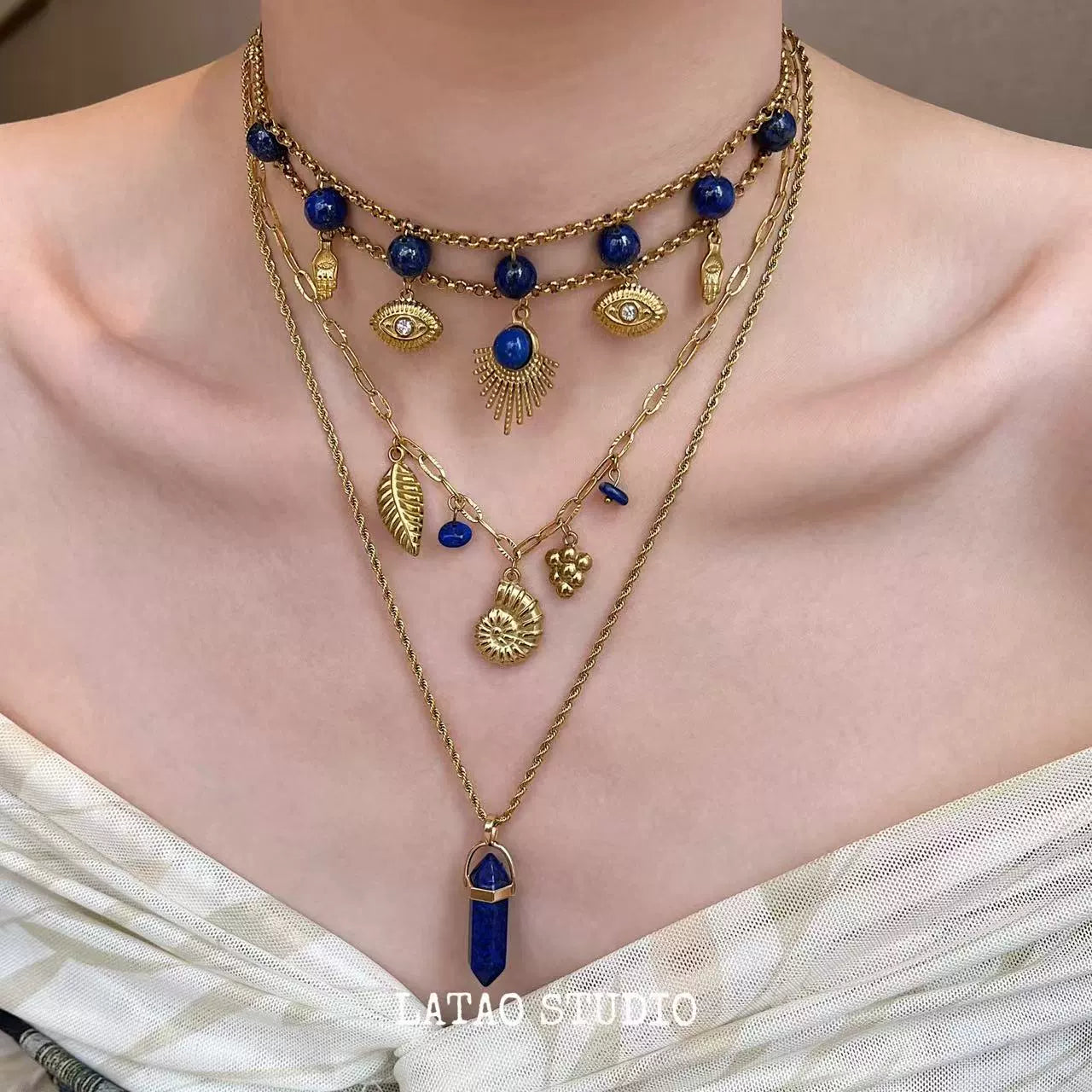 Blue gold lapis lazuli solar titanium steel choker necklace