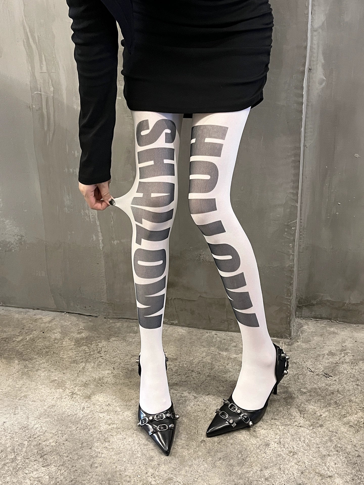 Letter printed pantyhose