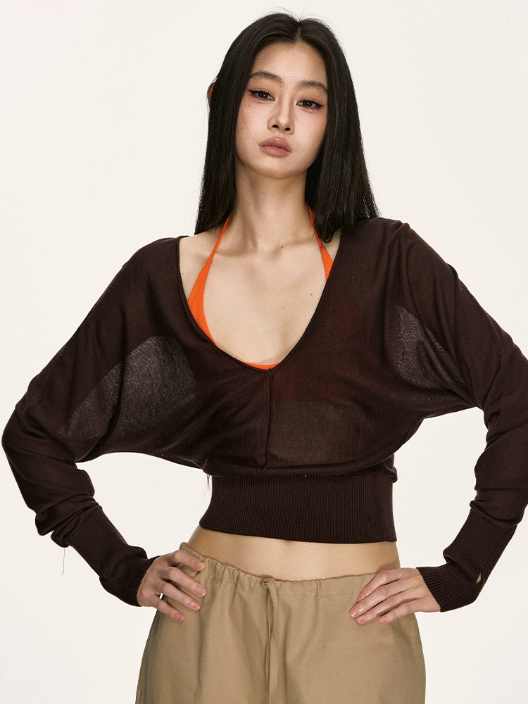 V-neck bat sleeve knitted top