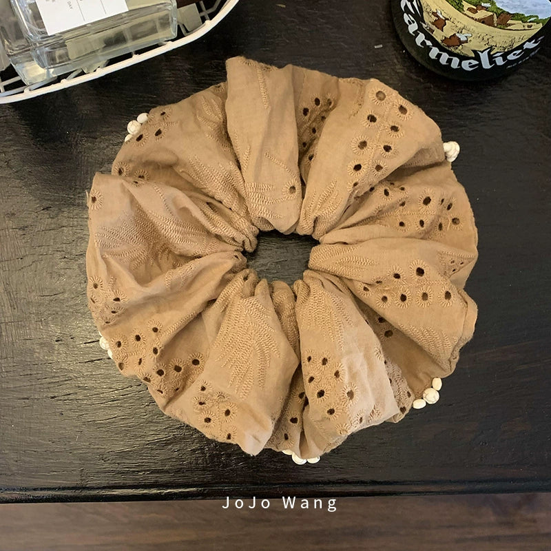 Zongmu colored satin scrunchie