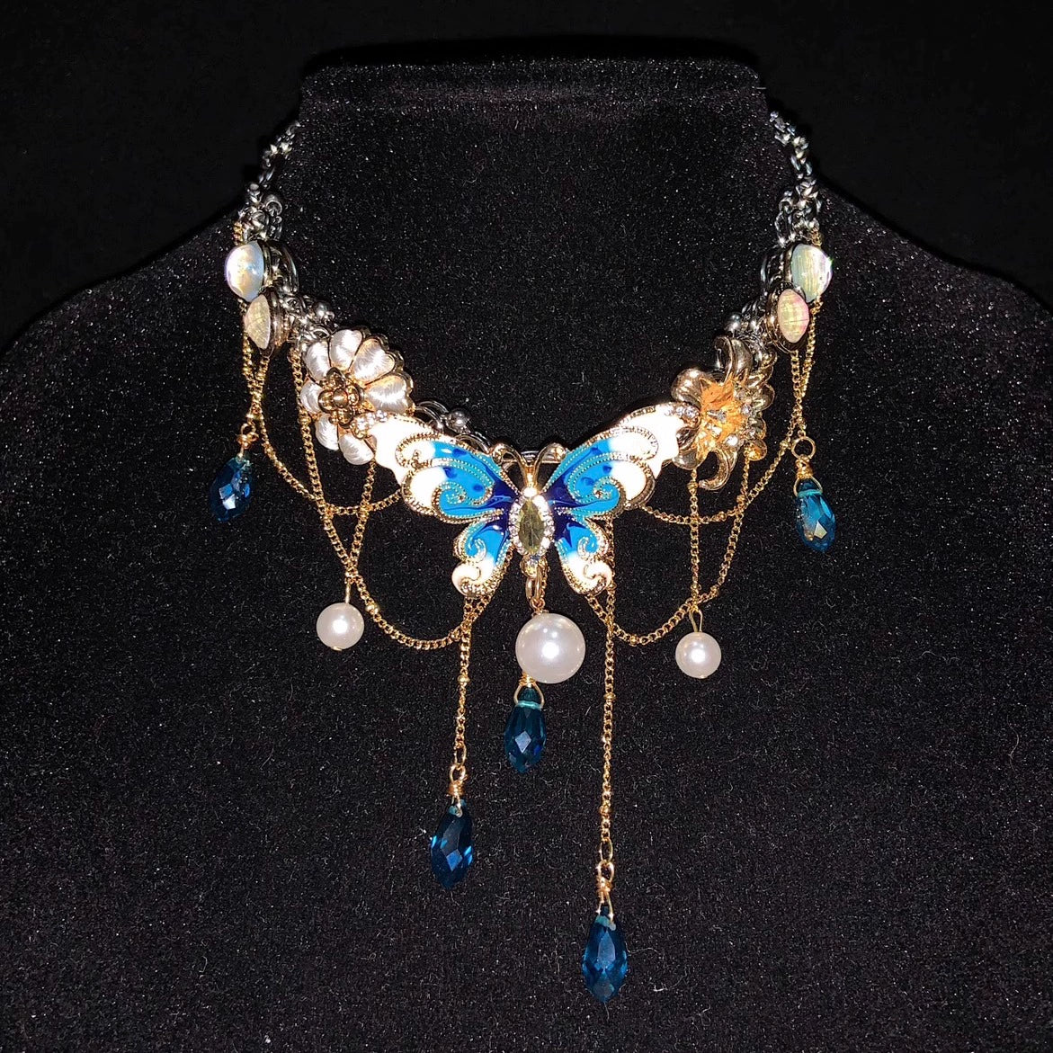 Blue Field "Blue Titanium Steel Necklace