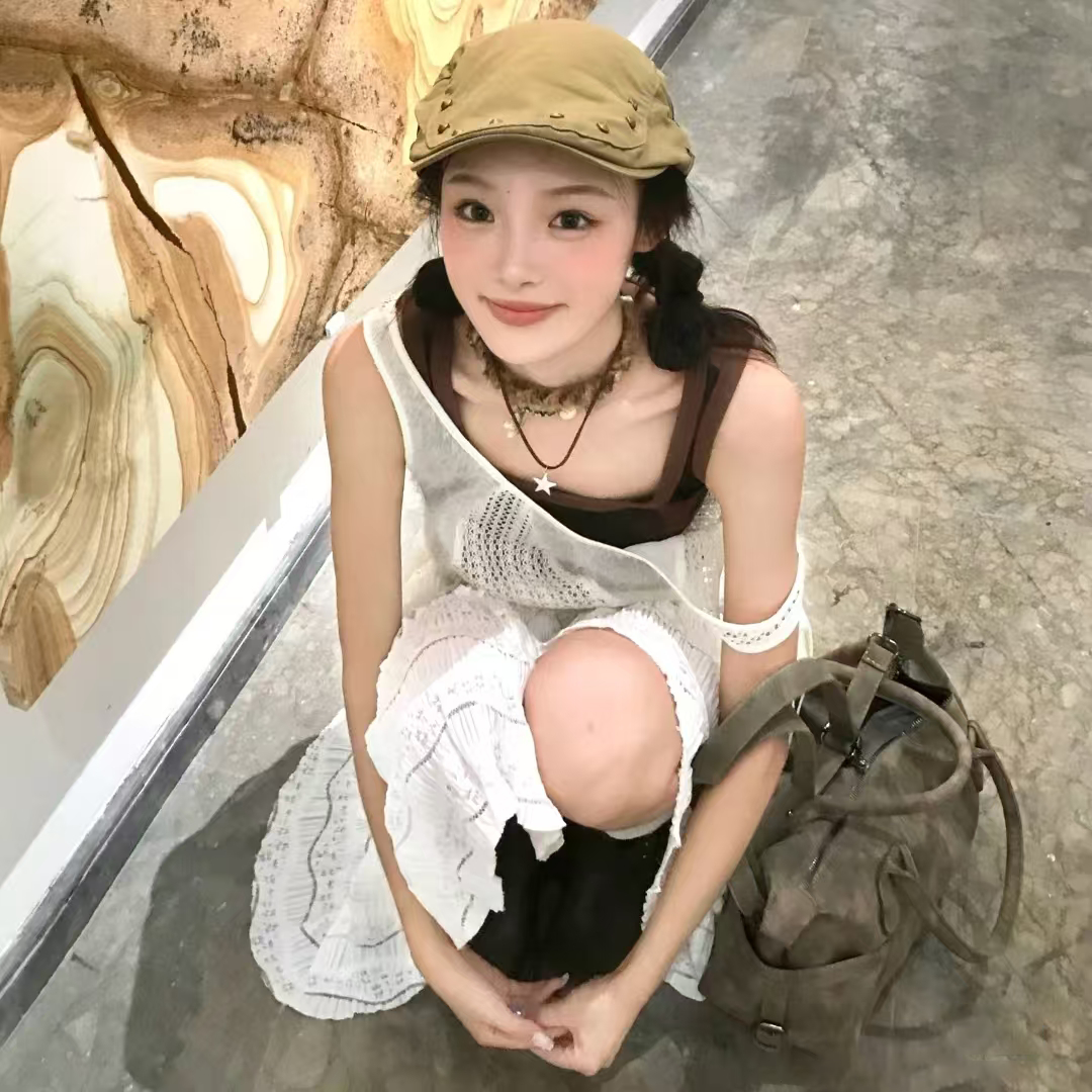 Y2K hippie wasteland style button plush choker