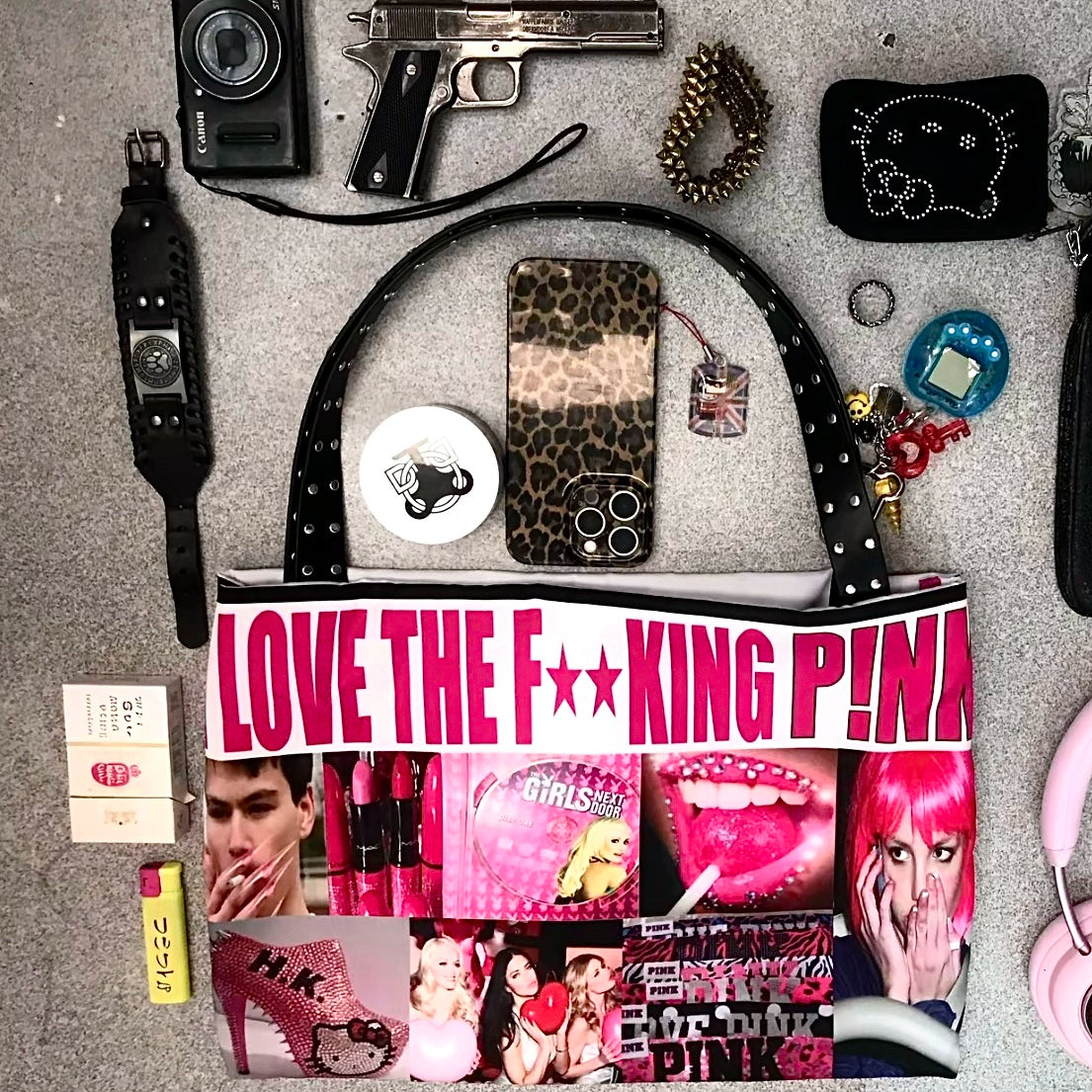 Pink portrait print orange shoulder bag