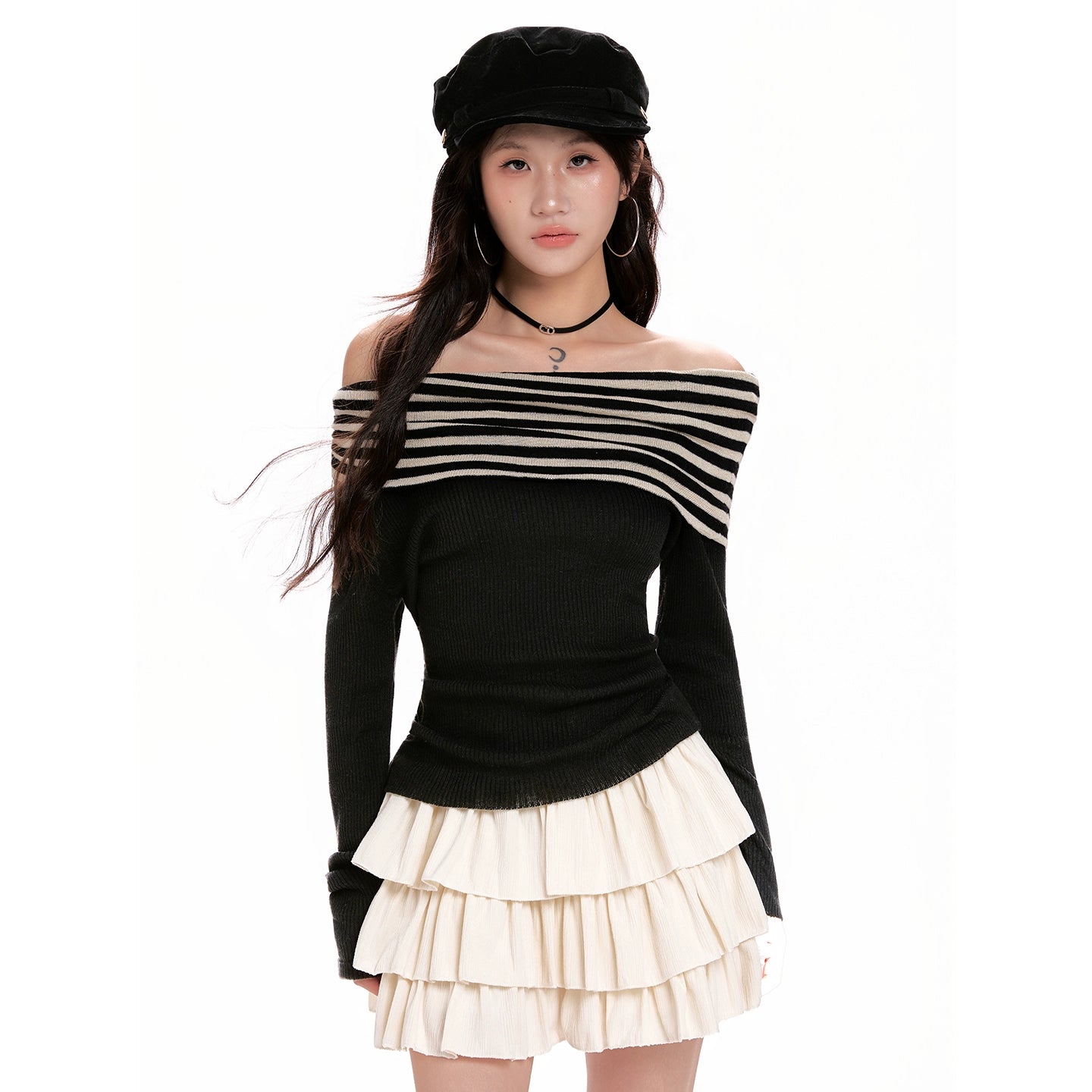 Black striped long sleeved knitted sweater
