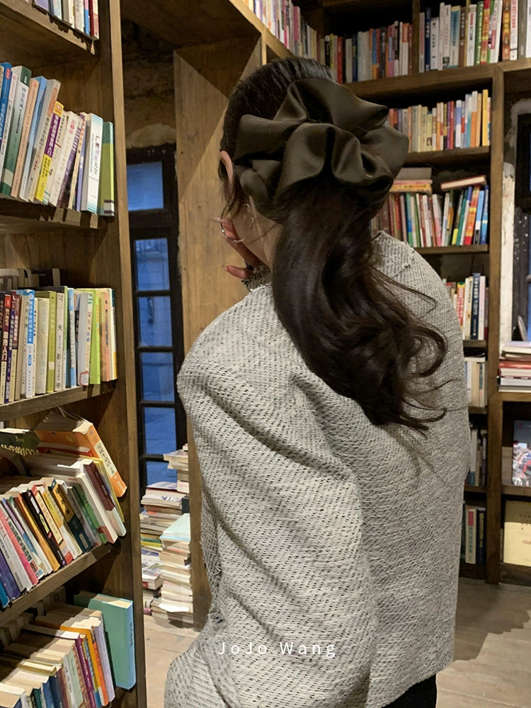 Zongmu colored satin scrunchie