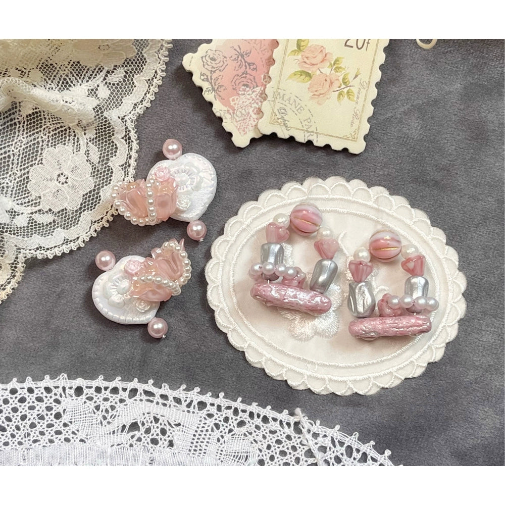 H. C. Flower Nursery *~Antique flower garland earrings in the shape of a small arch